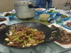 火锅牛蛙-独一道·大别山土菜烧烤(雨花西路店)