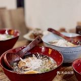 唬啖🍜｜一家专门做日式浓汤拉面的小店