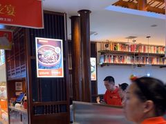-阿瓦山寨·湘菜现炒·剁椒鱼头王(咸阳总店)
