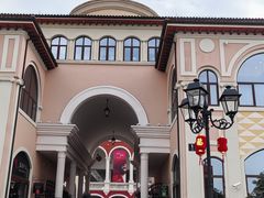 -VENCHI 闻绮(上海佛罗伦萨小镇店)