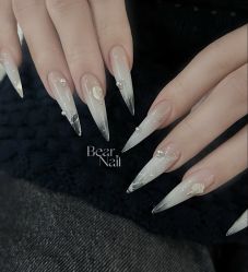 -桃色美甲沙龙