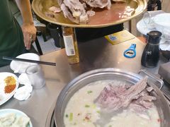 -郭记原生态烤羊腿(长宁路店)