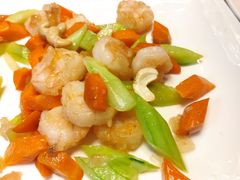 -锦龙国际酒店(天津奥体中心华苑地铁站店)