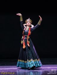 -尚美霓裳晚礼服·合唱服·舞蹈演出服租赁定制