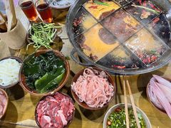 -正南齊北重庆老火锅(光华村直营店)
