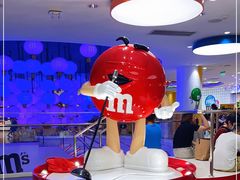 -m豆巧克力世界(上海世茂广场店)