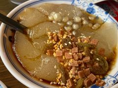 -肖四女乐山跷脚牛肉(南汇大学城生活广场店)