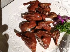 妙龄乳鸽-香山家宴