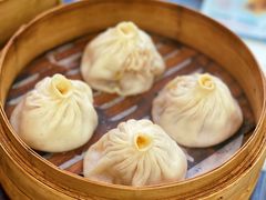 蟹黄汤包-苏亦铭馄饨店(凤凰西街店)