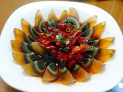 皮蛋拌豆腐-爷爷的土钵菜(街道口店)