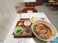 -康师傅私房牛肉面(申虹店)