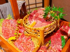 -山川小町·极番烧肉(新地假日广场店)