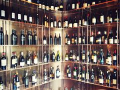 -wineapp葡萄酒餐吧(外滩金融中心店)