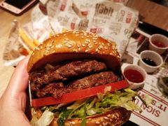 -The Habit Burger Grill 哈比特汉堡(复兴soho店)