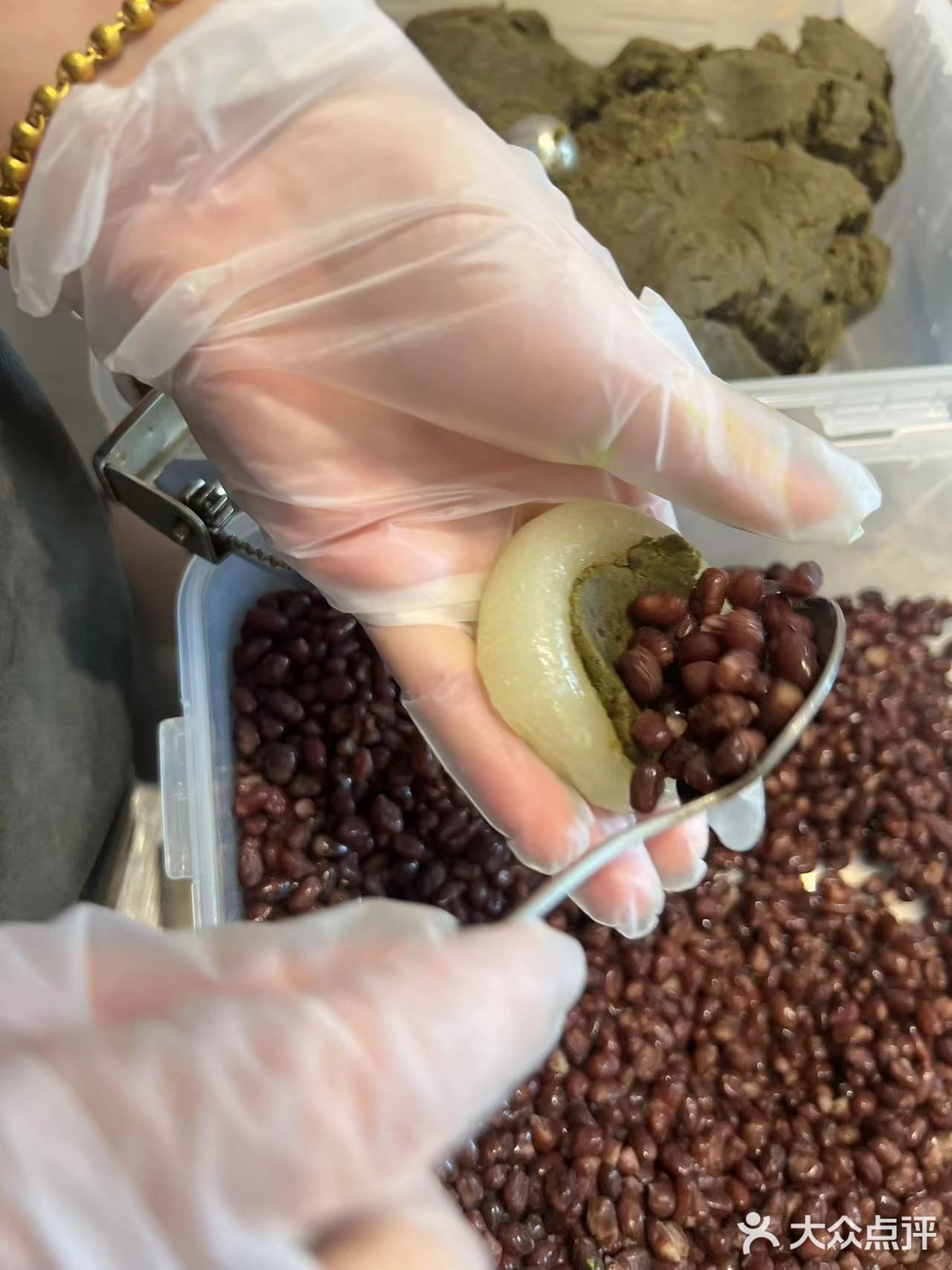 猜猜几个步骤可以手工包出抹茶红豆麻薯[馋]