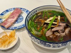 -镇南锅盖面馆(解放路店)