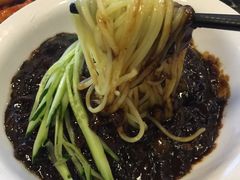 炸酱面-桃园中华料理炸酱面(燕儿岛路店)