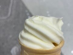 -麦当劳(世界城广场店)