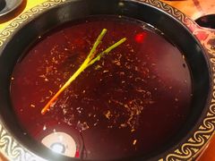-三道苗苗鱼·美蛙黄辣丁(八里店)