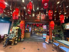 -老滇山寨•云南特色菜•地方菜•民族风情歌舞表演(金碧店)