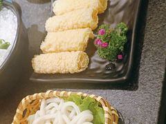 -湊湊火锅·茶憩(打浦桥日月光店)