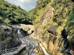 -鄣山大峡谷