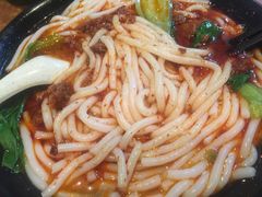 -丽虹云南过桥米线(兴工街店)