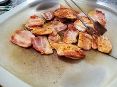 藏香猪-宏宏无烟石板烧烤