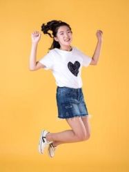 点击看大图 -亲亲宝贝艾尔莎亲子摄影会馆(中华路店)