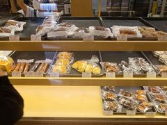 面包甜点陈列柜-OUR Bakery(SKP-S店)