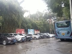 -土砂锅生态山庄·非遗砂锅雅鱼