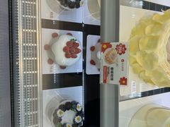 -花花卷卷·鲜食蛋糕(静安久光百货店)