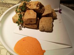 九层塔三杯臭豆腐-桂满陇天书(南京德基旗舰店)