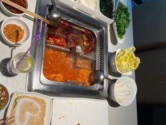 -海底捞火锅鲜切牛肉主题店(长寿路店)