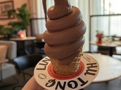 巧克力冰淇淋-玲婧胡同·生日蛋糕·餐厅(嘉里城店)