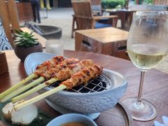 -三亚艾迪逊酒店·海滩烧烤 BARBACOA·现场乐队·浪漫晚餐·烧烤海鲜