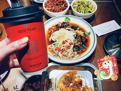 -老兰家传统烧烤炒菜泡馍(小南门店)