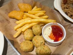 -菲滋意式餐厅(富阳东方茂店)