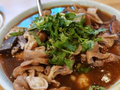 卤煮火烧-惠丰门丁肉饼店