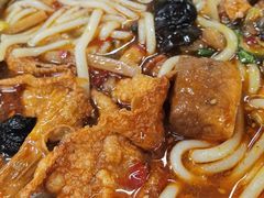 螺丝肉汤粉-红鼻子桂林米粉(金唐新光界店)