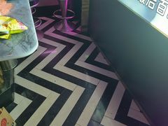 -温莎KTV(珠江路店)