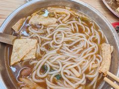 -柳州肥姨妈大骨螺蛳粉(东靖路店)