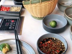 -喃喃椰·糟粕醋·椰子鸡火锅(七堡花园店)