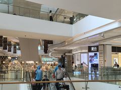 -LuOne凯德晶萃广场(徐家汇路店)