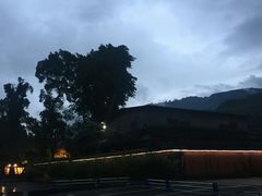 -峨眉山报国寺