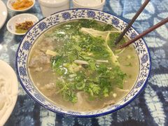 -桥香园云南过桥米线(金马碧鸡店)