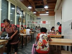 大堂-没牙伯花生汤店(老药洲店)