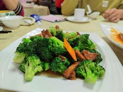 素叉烧炒西兰花-佛有缘素食馆·荔湾老字号(陈家祠首店)
