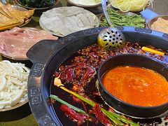 -黄潇洒老火锅(九眼桥宏济巷店)