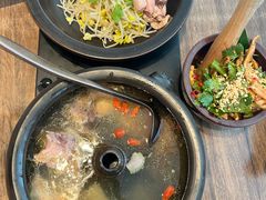 -云海肴·汽锅鸡·云南代表菜(浦江欢乐颂店)